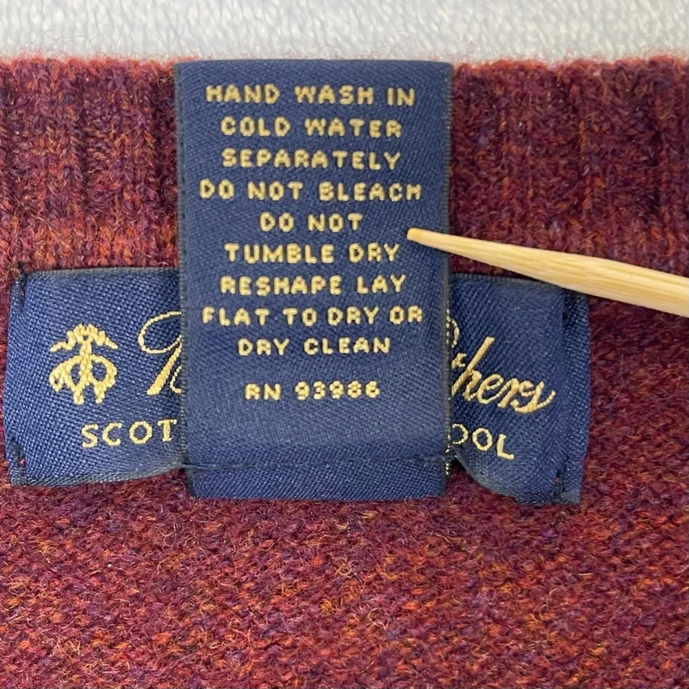 Brooks Brothers Sweater Mens M Red Yellow Check Lambswool Knit Crewneck Classic - Picture 5 of 9